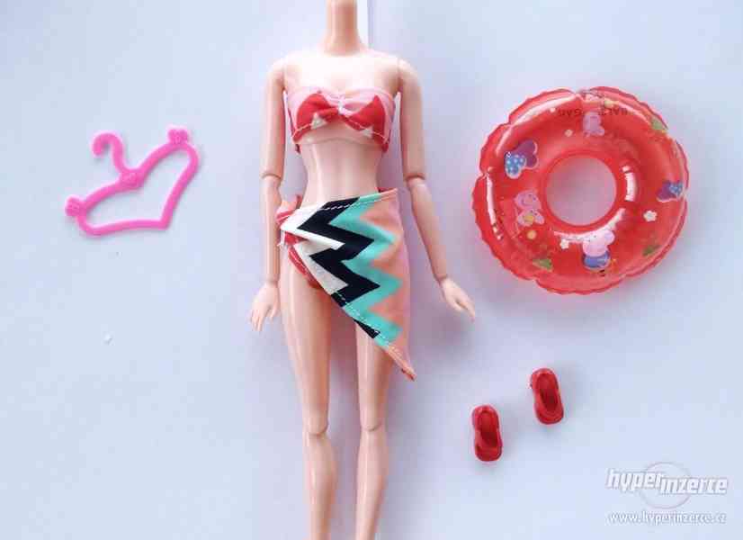 NOVÉ! Plavecký set pro panenku Barbie, se sukýnkou a kruhem - foto 4