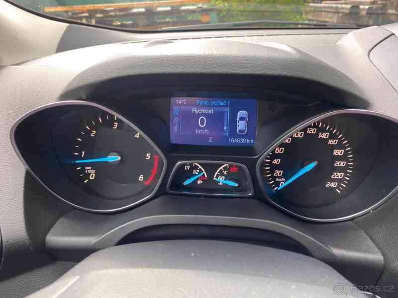 Ford Kuga - foto 3