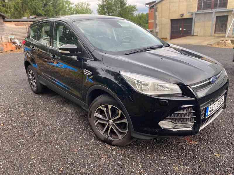 Ford Kuga - foto 2