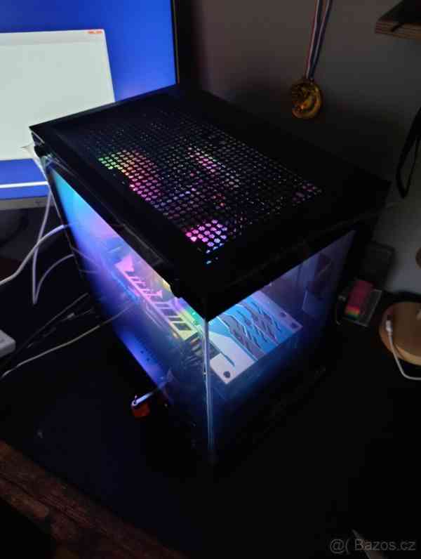 Malé Herní PC + pracovní stanice / 64 GB / 6250GB / 28 CPU - foto 2