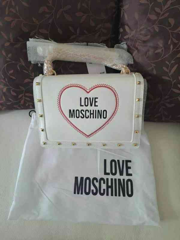 Bílá kabelka originál značky Love Moschino  - foto 2