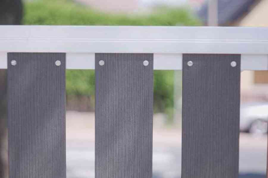 Nové vjezdové brány a plotové systémy z hliníku - foto 4