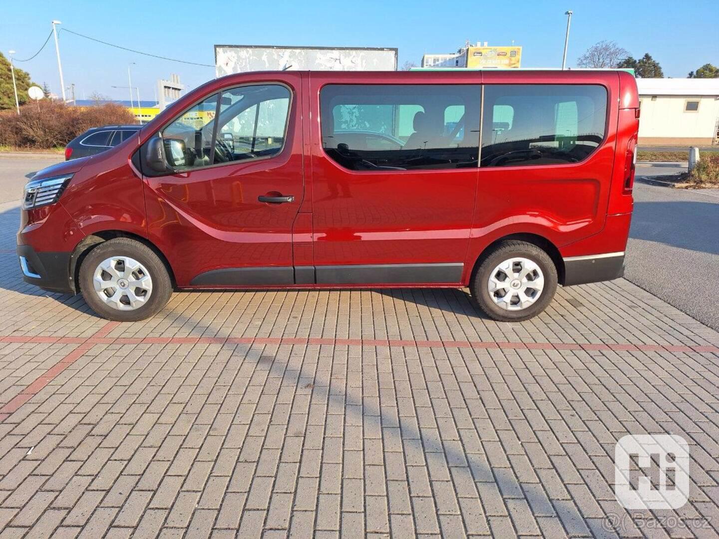 Renault Trafic L1 dCI 150 rv.2023, 5míst - foto 1