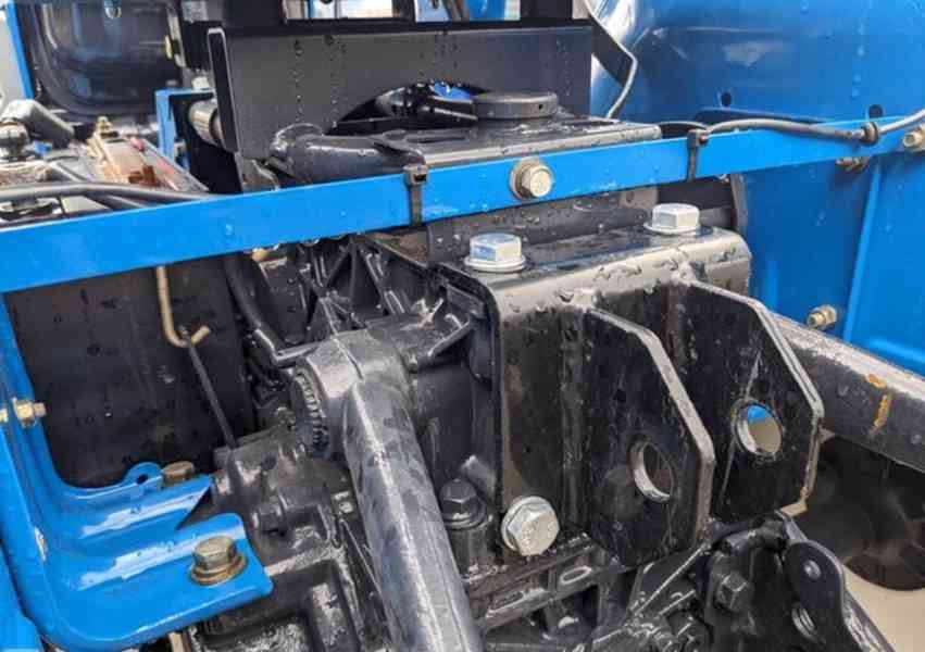 Traktor Iseki TU 1600 - foto 11