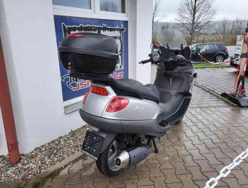 Piaggio X9 125 - foto 6