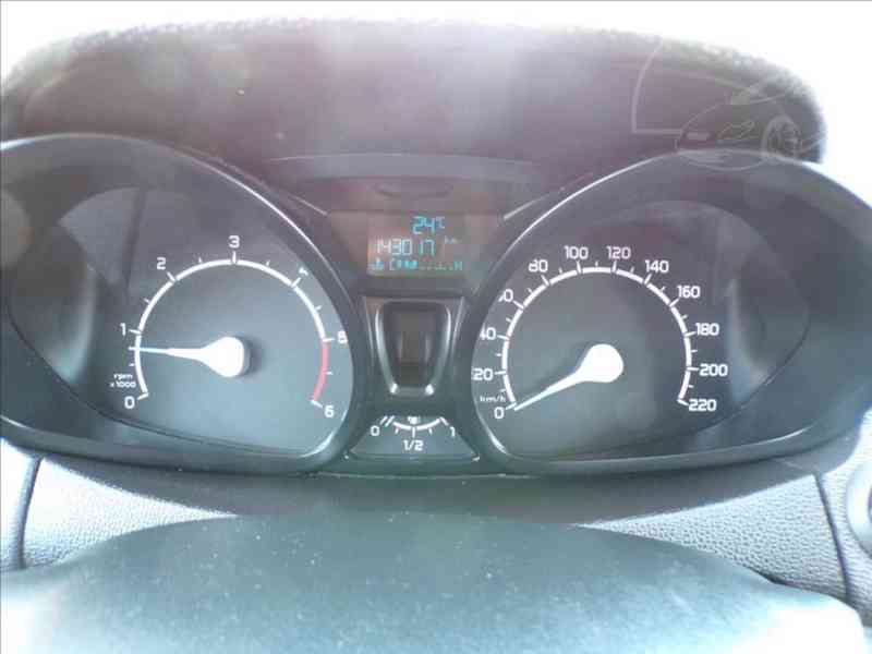 Ford EcoSport 1,5 TDCi DIGI.KLIMA - foto 6