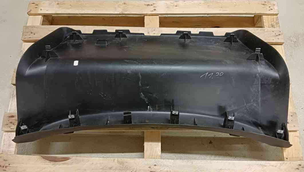 Škoda Octavia  zadní vnitřní kryt plast víka kufru - foto 2