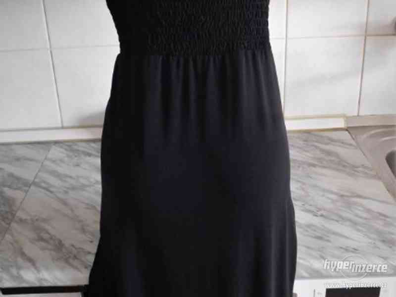 dámské černé šaty - foto 2