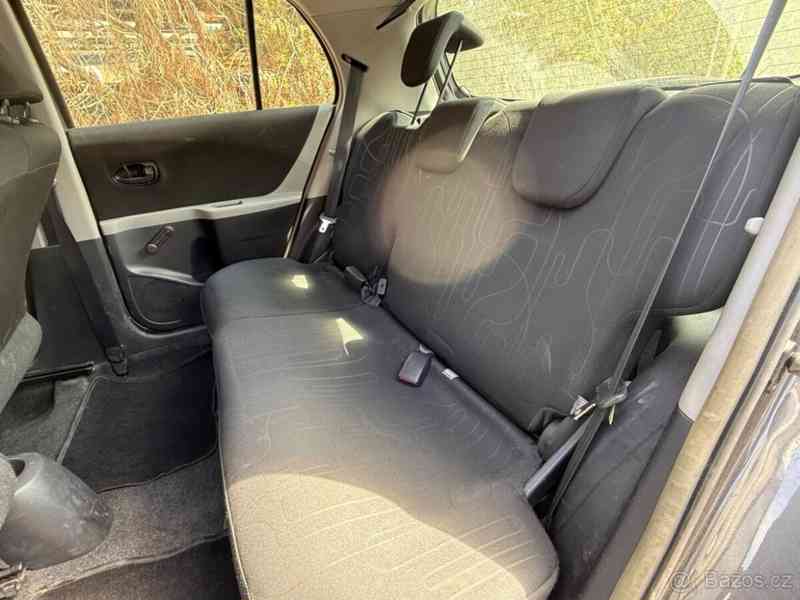 Toyota Yaris 1,0 - foto 6