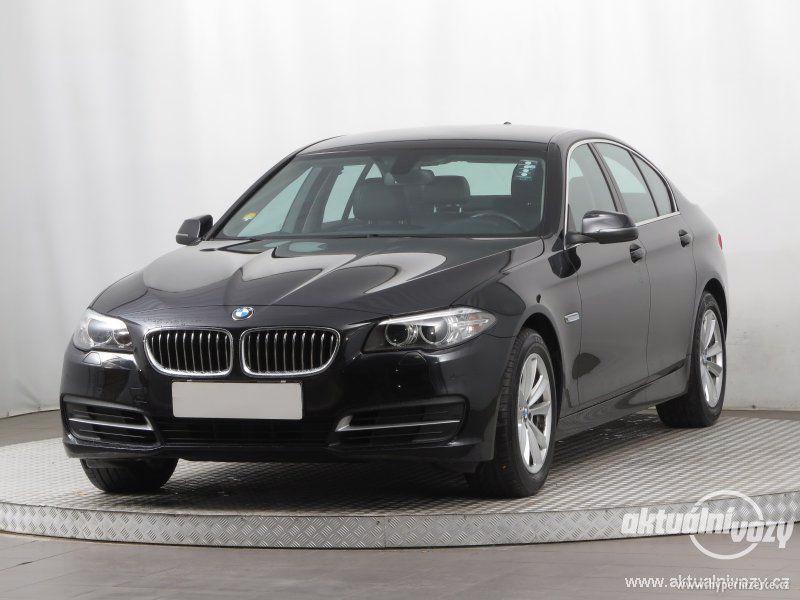 BMW 5 2.0, nafta, r.v. 2015, kůže - foto 1