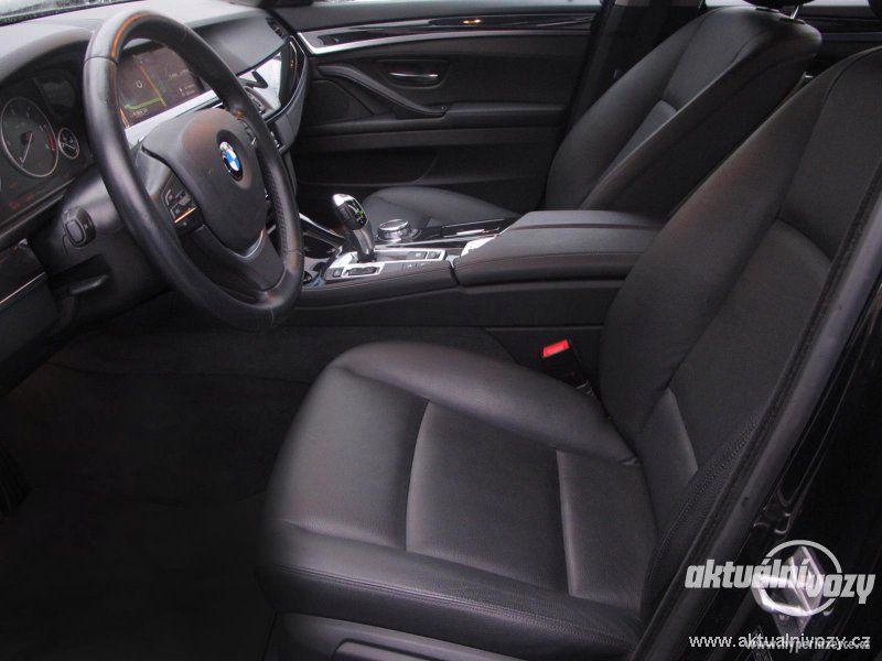 BMW 5 2.0, nafta, r.v. 2015, kůže - foto 12