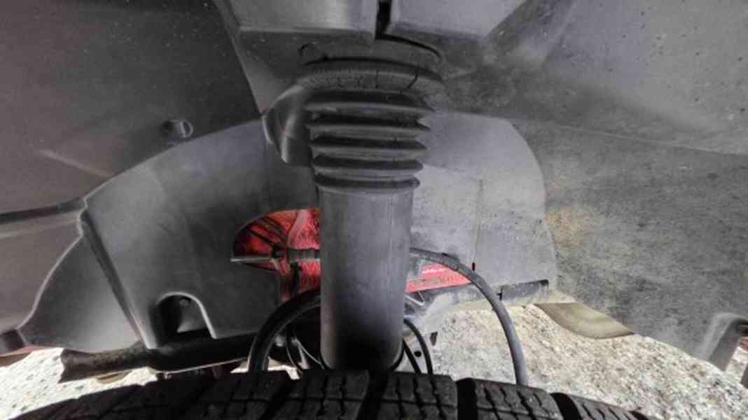 3.5t sklápěč tupláky MB Sprinter 516 CDI 2.2 Mercedes - foto 9