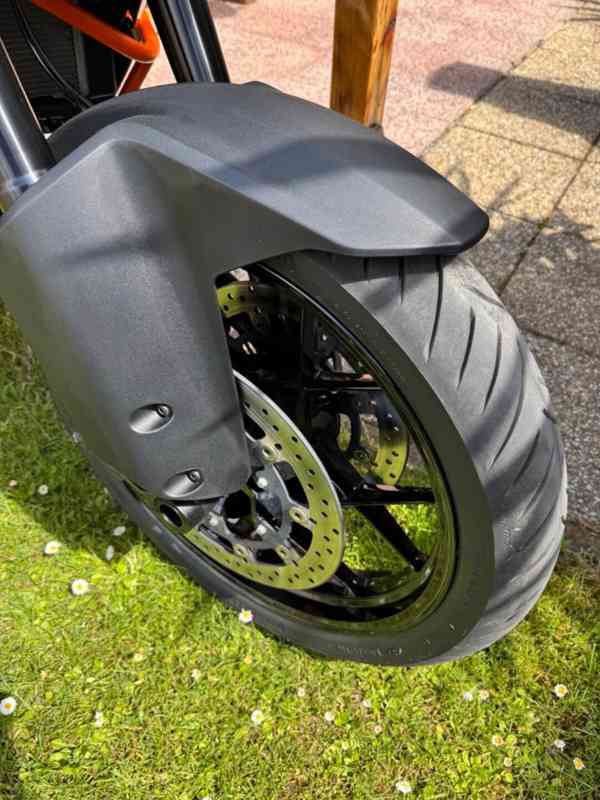 KTM 1050 Adventure - foto 4