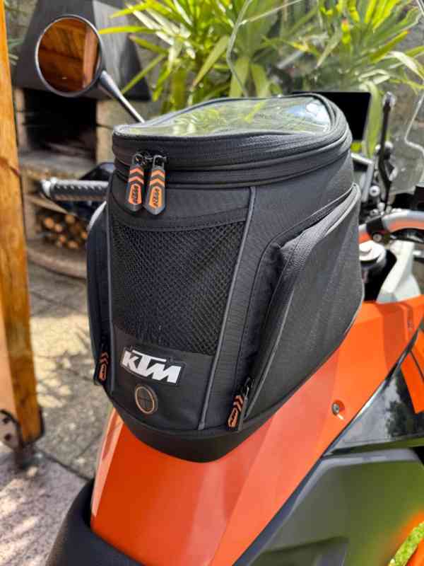 KTM 1050 Adventure - foto 6