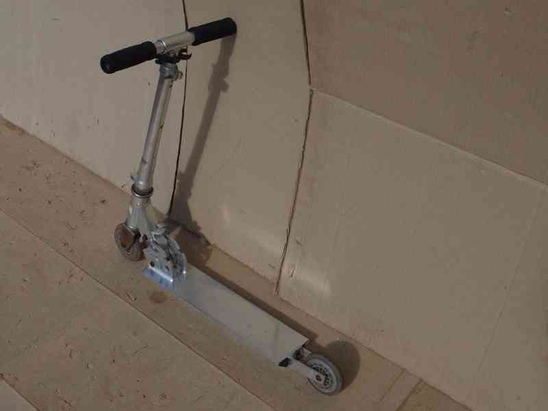 Skládací koloběžka - foto 5