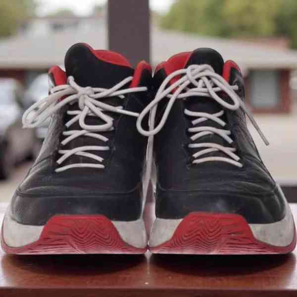 Jordan Max Aura 3 – Black/Red CZ4167-006 vel. 46 - foto 2