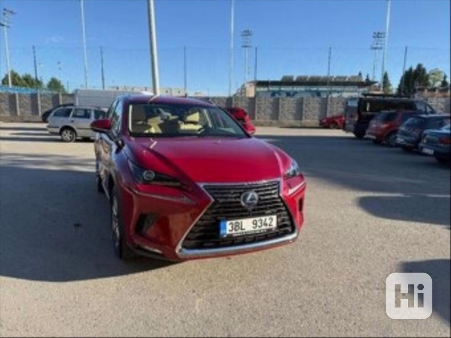 Lexus NX 300h 2,5   NX - foto 1