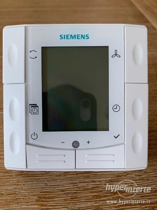 Pokojový termostat Siemens RDF 600T - foto 2