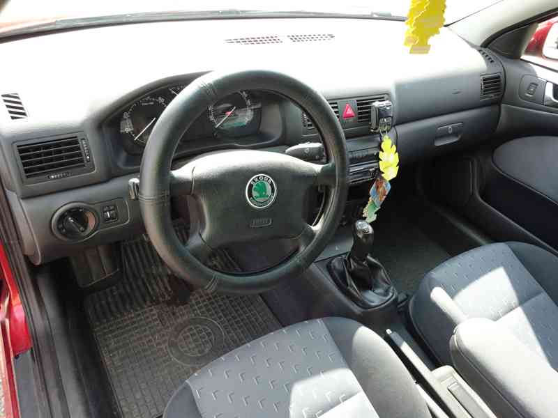 Škoda Octavia 1.6i r.v.2001 (75 kw) KLIMA - foto 5