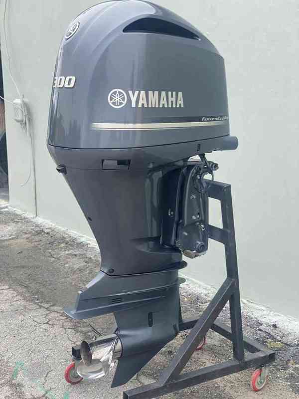 2018 Yamaha 300 HP Outboard Motor Engine - foto 3