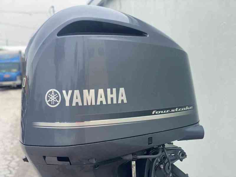 2018 Yamaha 300 HP Outboard Motor Engine - foto 2