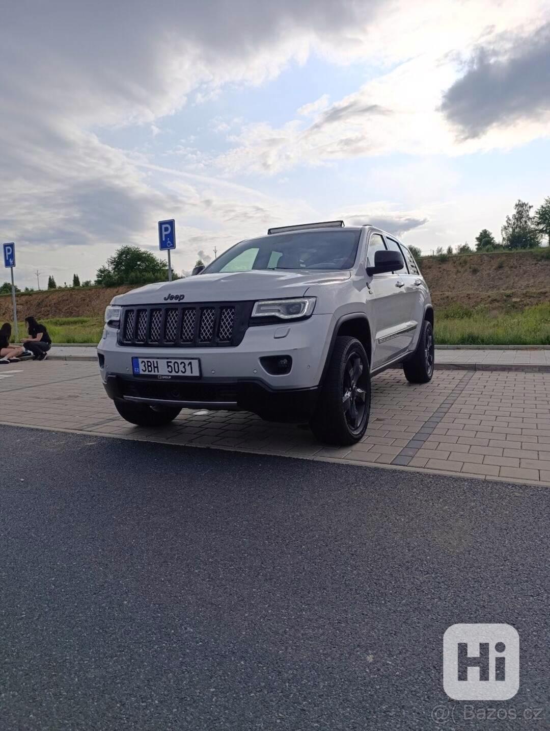 Jeep Grand Cherokee - foto 1