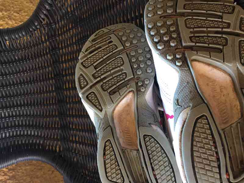 Tenisky zn.Puma vel.32 - foto 5