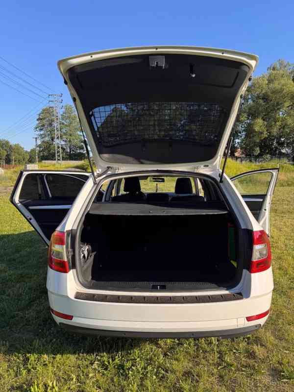 Škoda Octavia 1,6   TDI, 85kW, r.v. 2017 - foto 12
