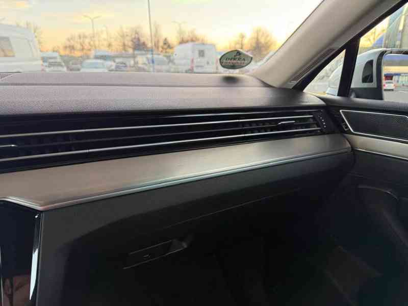 Prodám Volkswagen Passat R - Line. 2.0 Diesel 2018 - foto 11