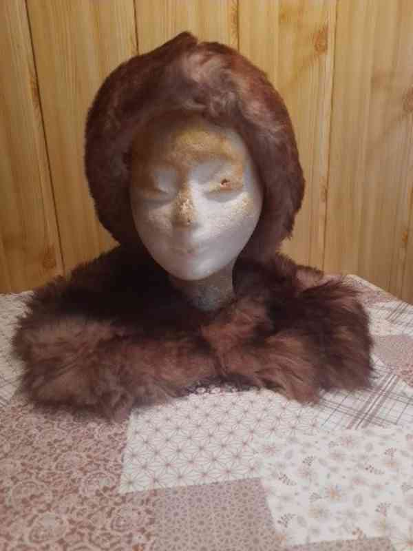 čepice a límec - foto 2