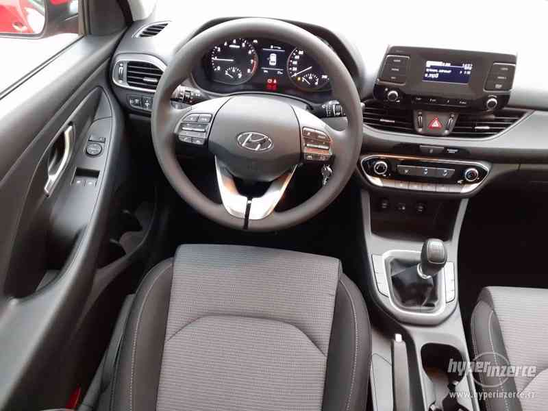 Hyundai i30 kombi 1.5 DPi 110K Start plus, 2020, nové v ČR - foto 10