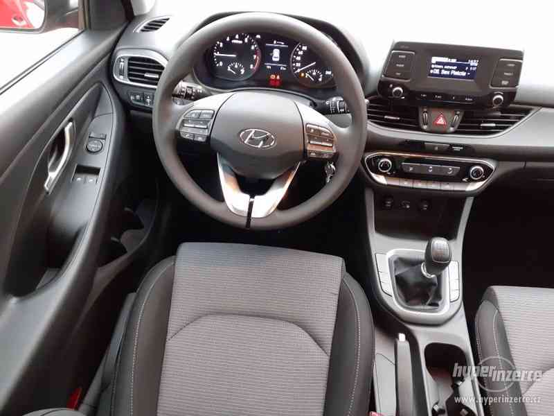Hyundai i30 kombi 1.5 DPi 110K Start plus, 2020, nové v ČR - foto 11