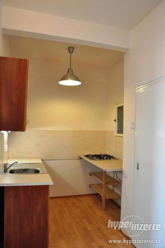 Pronájem slunného 3+kk, 105m2 s terasou, P7 Holešovice, ul. - foto 4