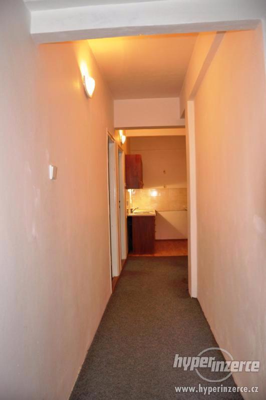 Pronájem slunného 3+kk, 105m2 s terasou, P7 Holešovice, ul. - foto 9