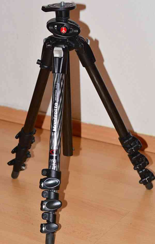 Manfrotto 190 CXPRO4 *Carbon* Stativ*nosnost: 5kg - foto 3