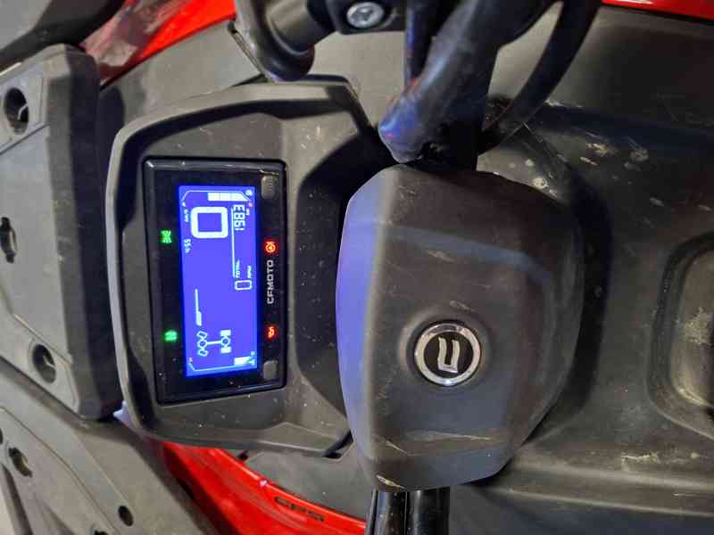 Prodám čtyřkolku CF Moto 520 EPS Euro5 - foto 2