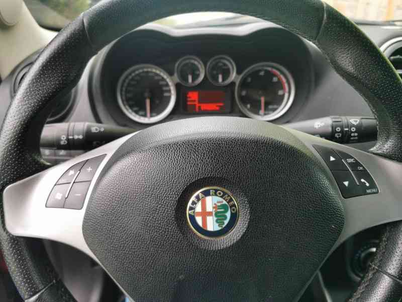 Prodám Alfa Romeo MiTo 1.3 JTDM - foto 9