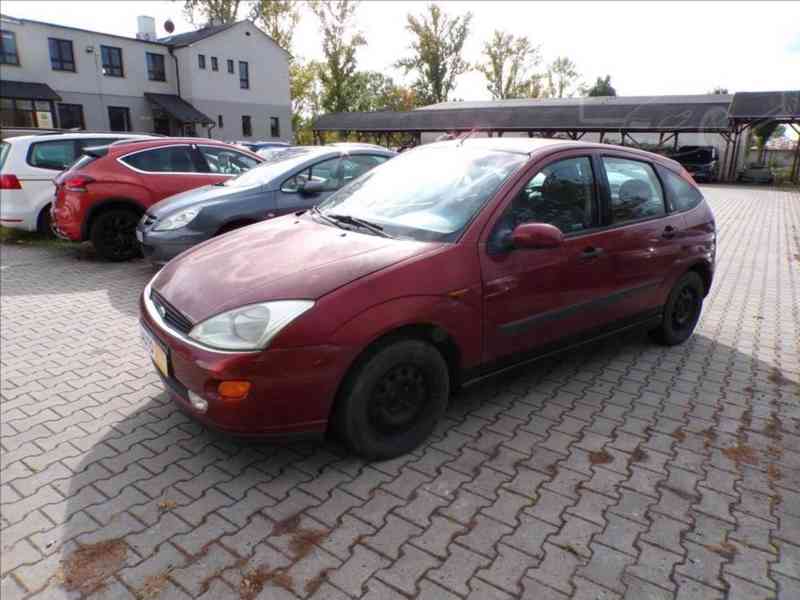 Ford Focus 1,6 16V GHIA - foto 2