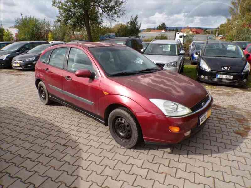 Ford Focus 1,6 16V GHIA - foto 1