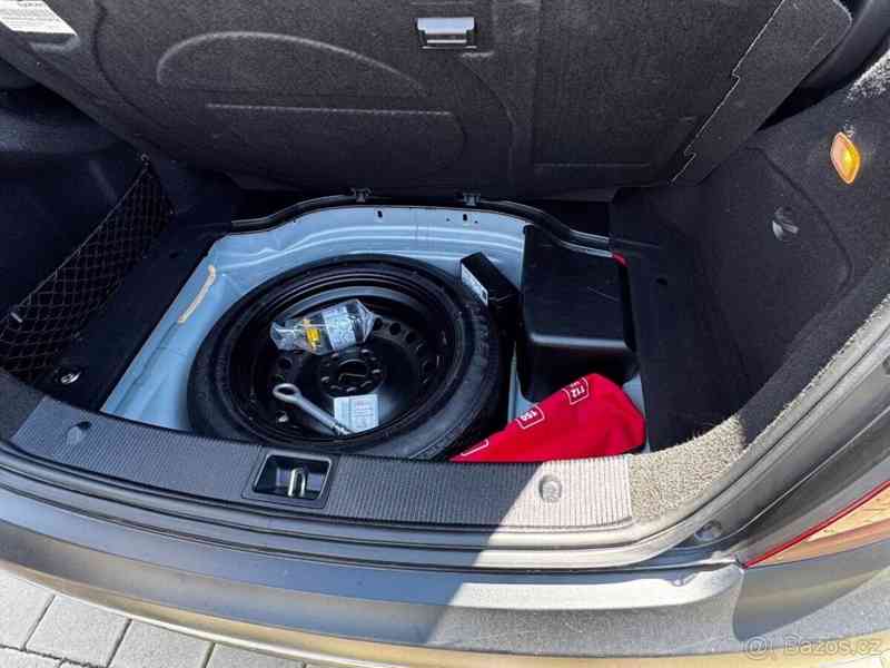 Mercedes-Benz Třídy C 1,6   W204 C 180 BlueEFFICIENCY - foto 19