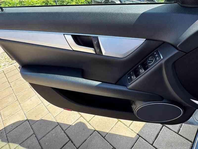 Mercedes-Benz Třídy C 1,6   W204 C 180 BlueEFFICIENCY - foto 14