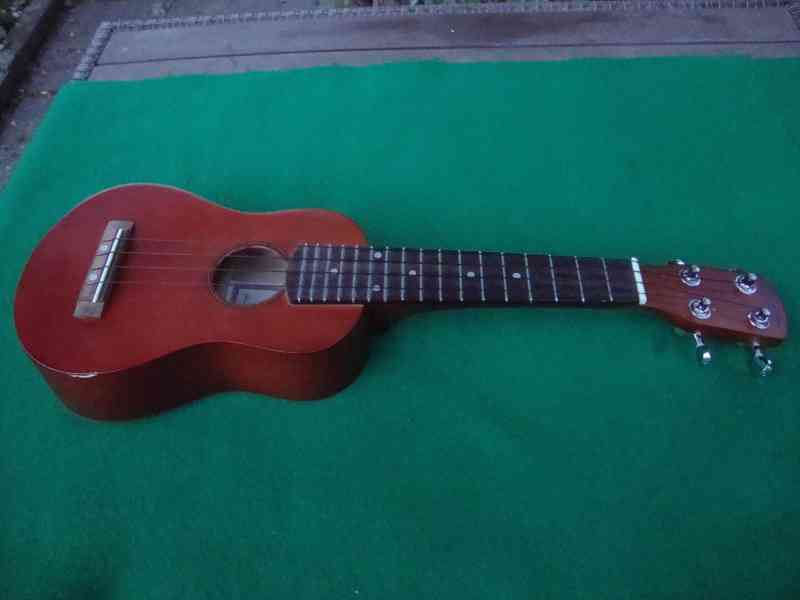 Soprán Sopránové ukulele Clifton i s obalem pěkný stav - foto 5