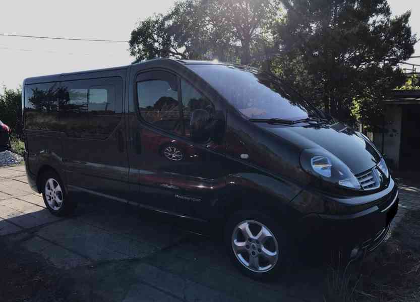 Renault Trafic verze Black edition passenger 2,0 dCi, 85kW L - foto 1