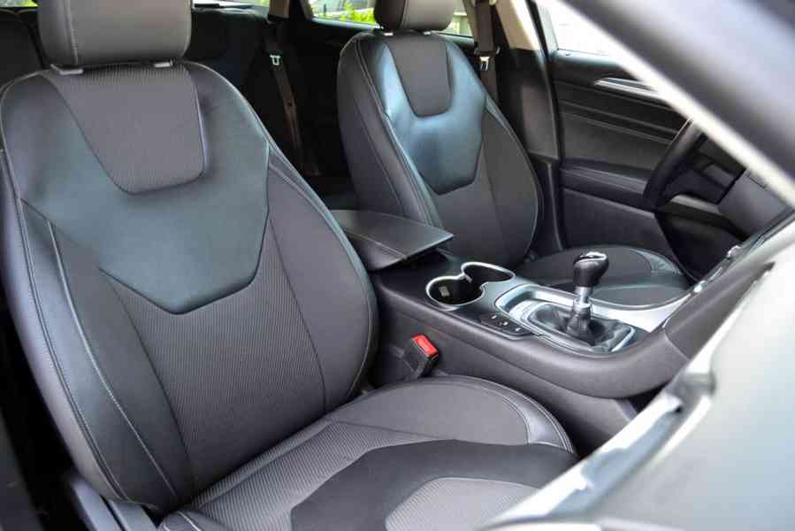 Ford Mondeo 2.0 TDCI 132kW Titanium LED Dynamic kombi - foto 13