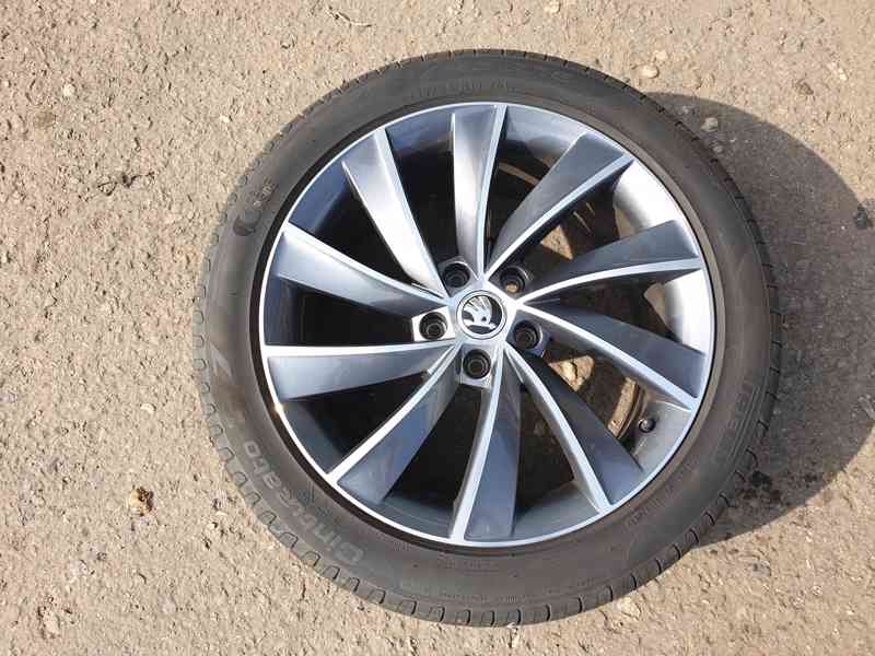 Alu kola Škoda Pegasus R18+letní pneu Pirelli Cinturato P7 - foto 5