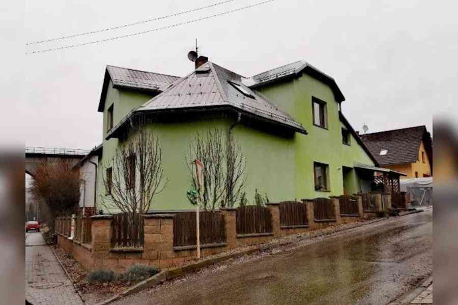 Prodej rodinného domu 240 m², Stará Paka - foto 4