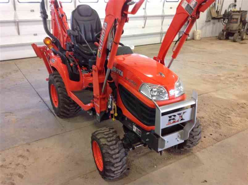 Kubota Bx25d s čelním nakladačem - foto 7