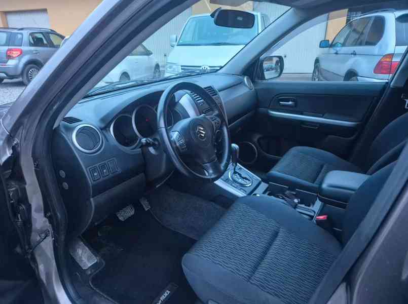Suzuki Grand Vitara 2.4i Comfort AUT. benzín 124kw - foto 10