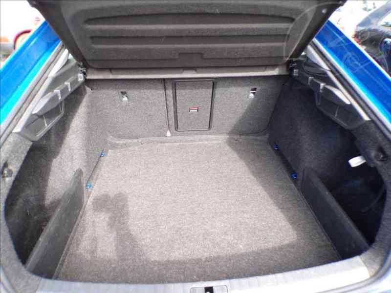 Škoda Octavia 2,0 TDI 1.MAJITEL ČR-DPH - foto 11