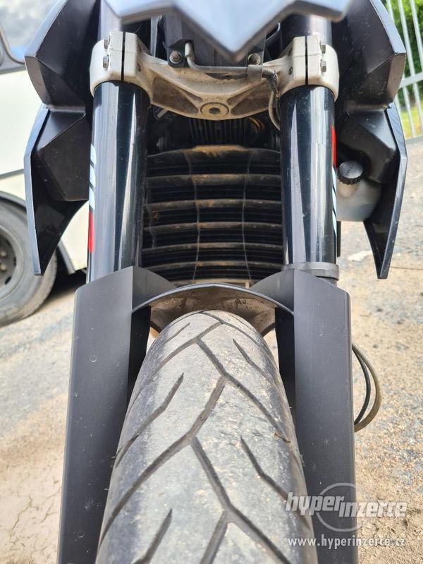 Ktm 690 smr, r.v. 2007 - foto 8